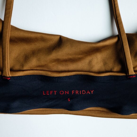 Left On Friday Pool Days Top Tan Lines Brown Scoop Front, A-C Cup - Size Small - Picture 7 of 11